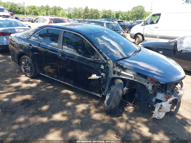 Продажа на аукционе авто 2014 Toyota Camry Hybrid Le, vin: 4T1BD1FK1EU134250, номер лота: 45393948