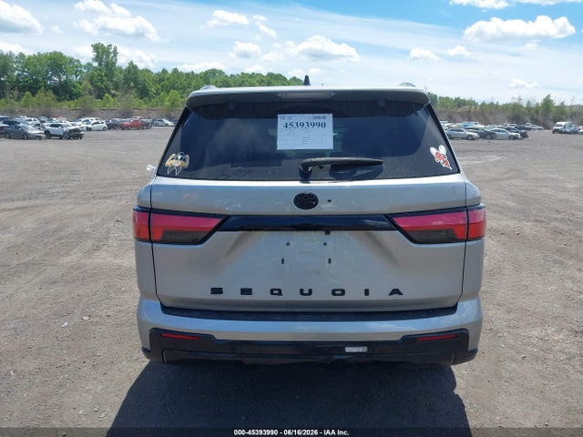 Toyota Sequoia Platinum 2024 7SVAAABA3RX048289 Image 16