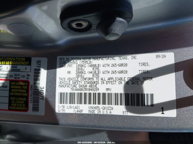 Toyota Sequoia Platinum 2024 7SVAAABA3RX048289 Image 9