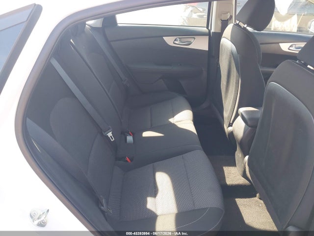 45393994 :رقم المزاد ، 3KPF24AD8PE590642 vin ، 2023 Kia Forte Lxs مزاد بيع