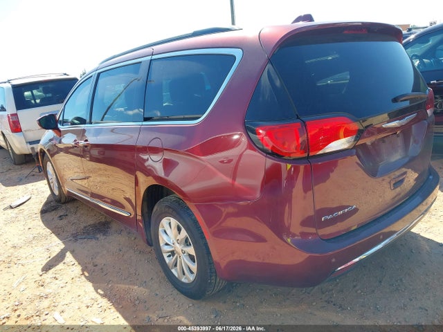 45393997 :رقم المزاد ، 2C4RC1BG7HR683122 vin ، 2017 Chrysler Pacifica Touring-l مزاد بيع