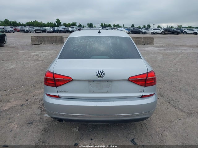 2016 Volkswagen Passat 1.8t S მანქანა იყიდება აუქციონზე, vin: 1VWAS7A38GC027727, აუქციონის ნომერი: 45394030
