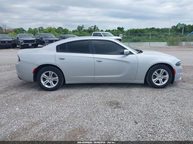 2C3CDXBG4LH190085 Dodge Charger Sxt Rwd