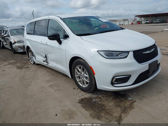 Auction sale of the 2025 Chrysler Pacifica Select, vin: 2C4RC1BG5SR560605, lot number: 45394041