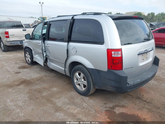 Auction sale of the 2010 Dodge Grand Caravan Sxt, vin: 2D4RN5D11AR318051, lot number: 45394060