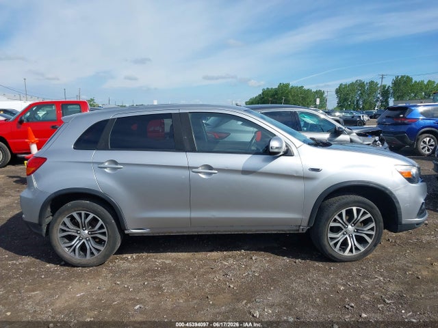 45394097 :رقم المزاد ، JA4AP3AU8JZ007742 vin ، 2018 Mitsubishi Outlander Sport 2.0 Es مزاد بيع