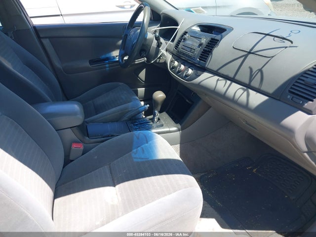Продажа на аукционе авто 2005 Toyota Camry Le, vin: 4T1BE30K65U077657, номер лота: 45394103