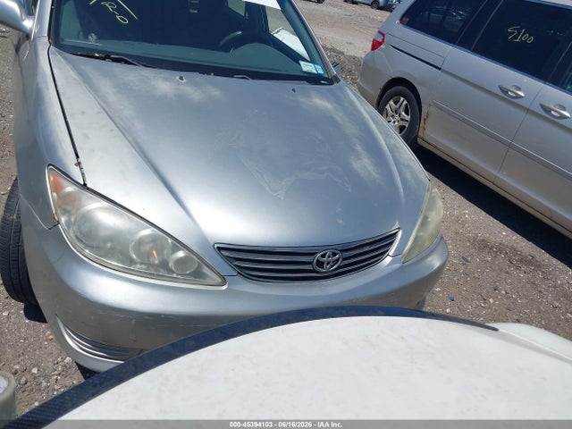 Продажа на аукционе авто 2005 Toyota Camry Le, vin: 4T1BE30K65U077657, номер лота: 45394103