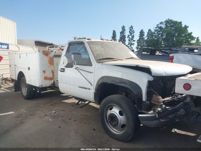 Aukcja sprzedaży 2002 Chevrolet C3500 Hd Chassis, vin: 3GBKC34G12M104641, numer aukcji: 45394124