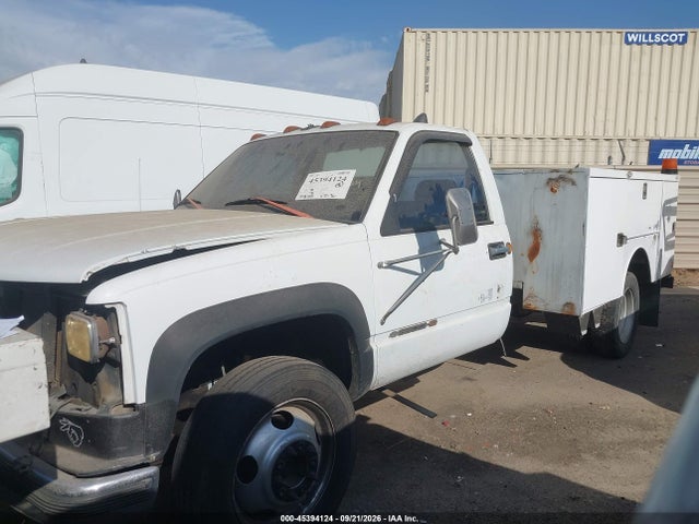 Aukcja sprzedaży 2002 Chevrolet C3500 Hd Chassis, vin: 3GBKC34G12M104641, numer aukcji: 45394124