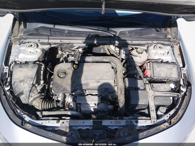 1G1ZC5ST0LF138389 Chevrolet Malibu Fwd 1fl