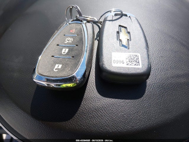1G1ZC5ST0LF138389 Chevrolet Malibu Fwd 1fl