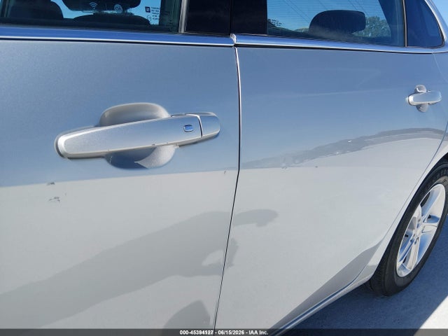 1G1ZC5ST0LF138389 Chevrolet Malibu Fwd 1fl
