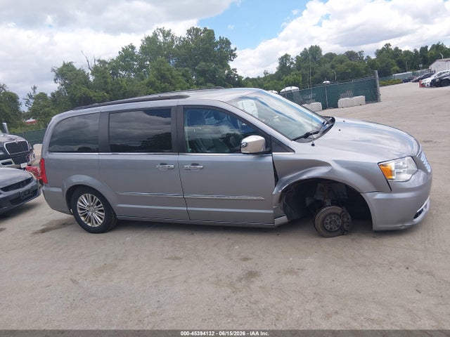 Aukcja sprzedaży 2015 Chrysler Town & Country Touring-l, vin: 2C4RC1CG7FR727650, numer aukcji: 45394132