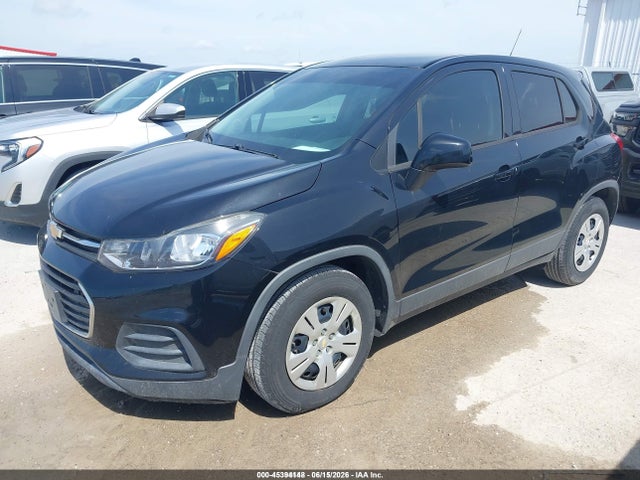 Chevrolet TRAX LS 2018 3GNCJKSB7JL361516 Image 2