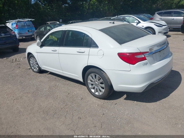 Продаж на аукціоні авто 2013 Chrysler 200 Touring, vin: 1C3CCBBB2DN739222, номер лоту: 45394170