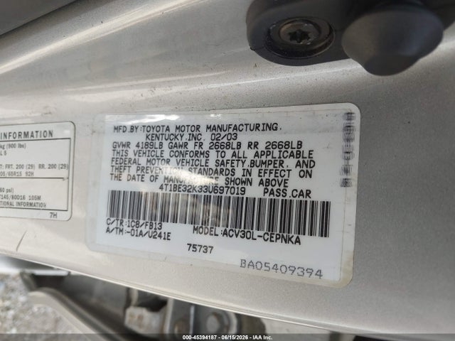 2003 Toyota Camry Le მანქანა იყიდება აუქციონზე, vin: 4T1BE32K33U697019, აუქციონის ნომერი: 45394187