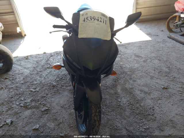 2024 Yamaha Yzfr3 A მანქანა იყიდება აუქციონზე, vin: MH3RH18Y0RK014645, აუქციონის ნომერი: 45394211