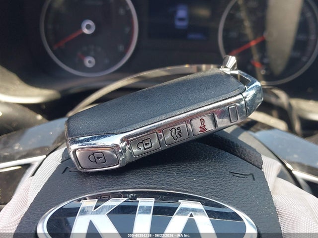 45394238 :رقم المزاد ، 3KPF34AD4ME424062 vin ، 2021 Kia Forte Gt-line مزاد بيع