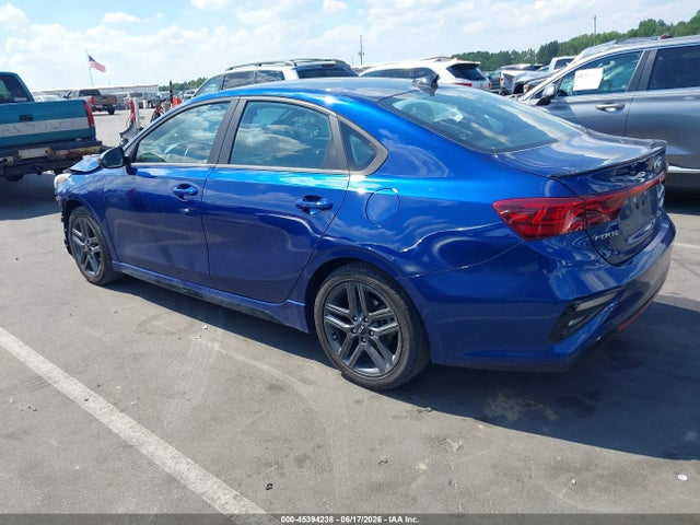 45394238 :رقم المزاد ، 3KPF34AD4ME424062 vin ، 2021 Kia Forte Gt-line مزاد بيع