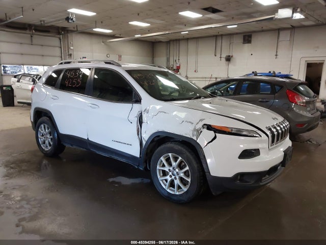 Продаж на аукціоні авто 2015 Jeep Cherokee Latitude, vin: 1C4PJMCB6FW744188, номер лоту: 45394255