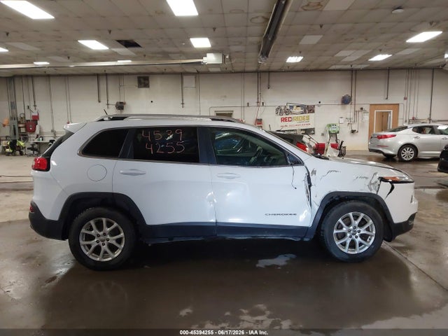 Продаж на аукціоні авто 2015 Jeep Cherokee Latitude, vin: 1C4PJMCB6FW744188, номер лоту: 45394255