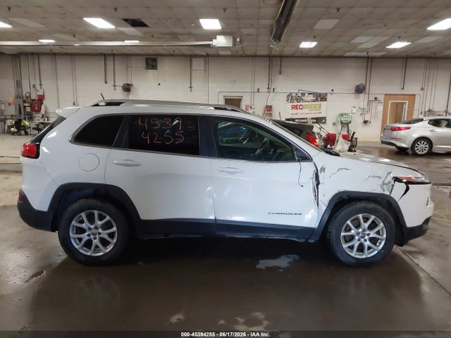 Продаж на аукціоні авто 2015 Jeep Cherokee Latitude, vin: 1C4PJMCB6FW744188, номер лоту: 45394255