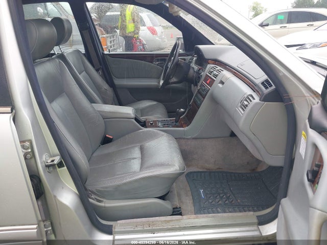 45394299 :رقم المزاد ، WDBJF55F5VA417207 vin ، 1997 Mercedes-benz E 320 مزاد بيع