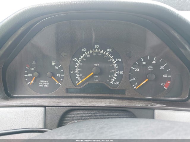 45394299 :رقم المزاد ، WDBJF55F5VA417207 vin ، 1997 Mercedes-benz E 320 مزاد بيع