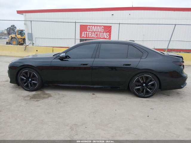 BMW 760i Xdrive 2025 WBA33EJ03SCU72563 Image 14