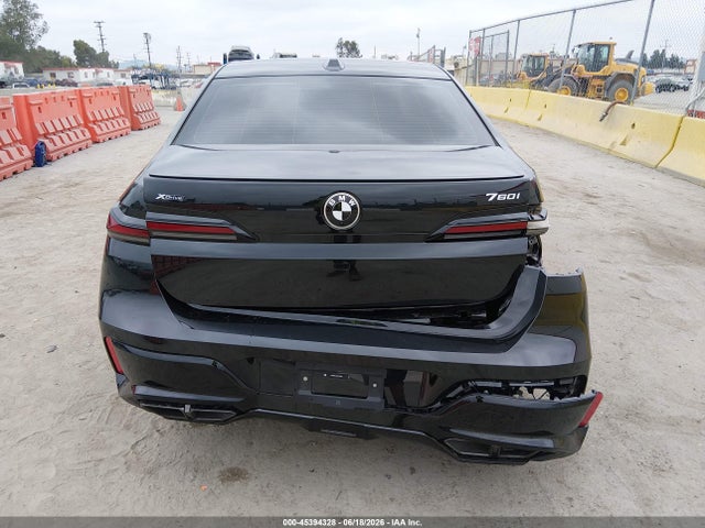 BMW 760i Xdrive 2025 WBA33EJ03SCU72563 Image 16