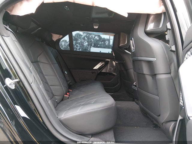 BMW 760i Xdrive 2025 WBA33EJ03SCU72563 Image 8