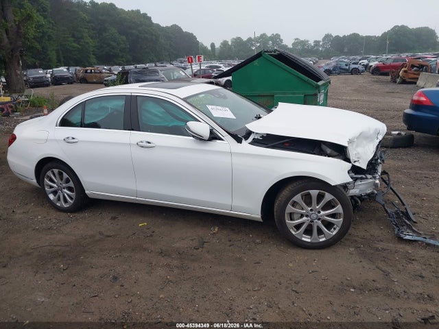 45394349 :رقم المزاد ، WDDZF4KB8HA065217 vin ، 2017 Mercedes-benz E 300 4matic مزاد بيع