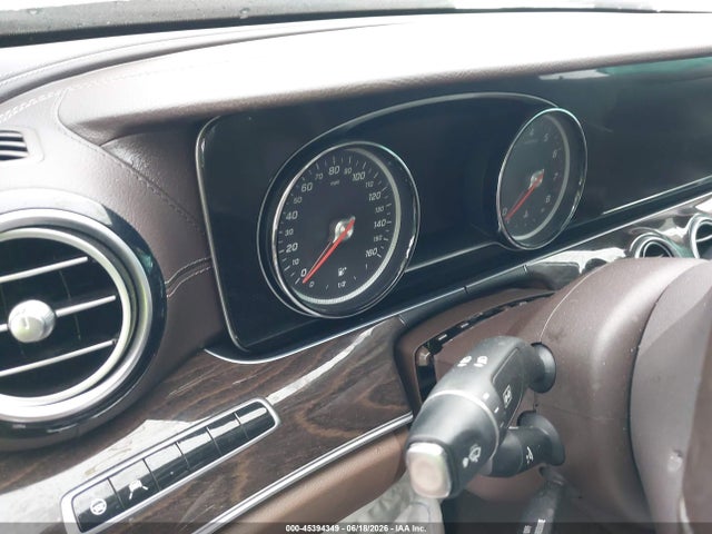 45394349 :رقم المزاد ، WDDZF4KB8HA065217 vin ، 2017 Mercedes-benz E 300 4matic مزاد بيع