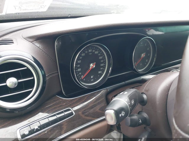 45394349 :رقم المزاد ، WDDZF4KB8HA065217 vin ، 2017 Mercedes-benz E 300 4matic مزاد بيع