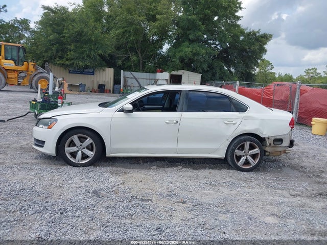 45394374 :رقم المزاد ، 1VWBP7A33DC113691 vin ، 2013 Volkswagen Passat 2.5l Se مزاد بيع