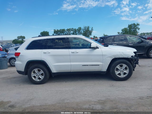 1C4RJEAG1HC690039 Jeep Grand Cherokee Laredo 4x2