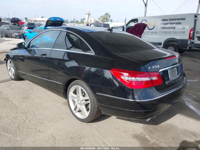 Продажа на аукционе авто 2011 Mercedes-benz E 350, vin: WDDKJ5GB2BF071636, номер лота: 45394495