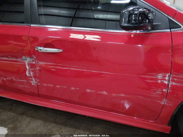 45394548 :رقم المزاد ، 3N1AB7AP8FY277645 vin ، 2015 Nissan Sentra Sr مزاد بيع