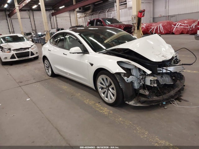 Tesla Model 3 Long Range Dual Motor All-wheel Drive 2022 5YJ3E1EB6NF365600 головне зображення