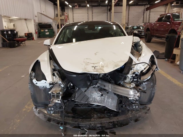 Продажа на аукционе авто 2022 Tesla Model 3 Long Range Dual Motor All-wheel Drive, vin: 5YJ3E1EB6NF365600, номер лота: 45394563