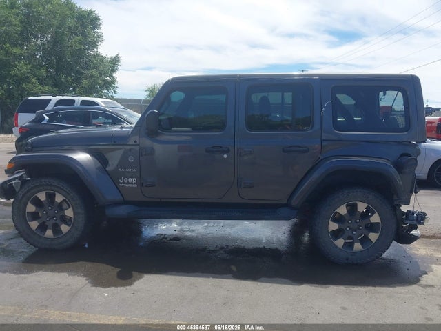 1C4HJXEN5JW196318 Jeep Wrangler Unlimited Sahara 4x4