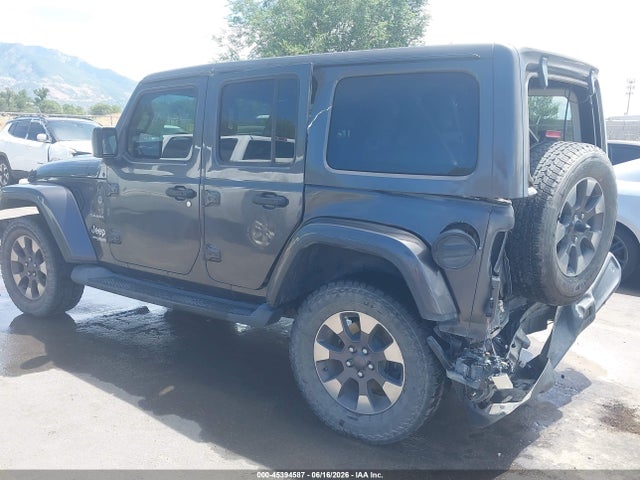 1C4HJXEN5JW196318 Jeep Wrangler Unlimited Sahara 4x4