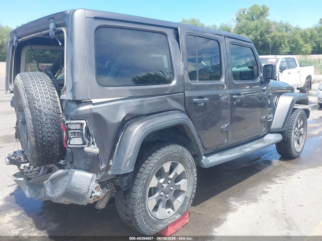1C4HJXEN5JW196318 Jeep Wrangler Unlimited Sahara 4x4