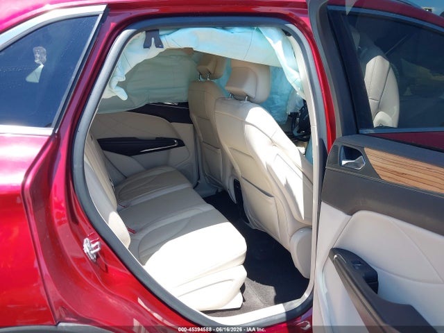 45394588 :رقم المزاد ، 5LMTJ2AH6FUJ30952 vin ، 2015 Lincoln Mkc مزاد بيع