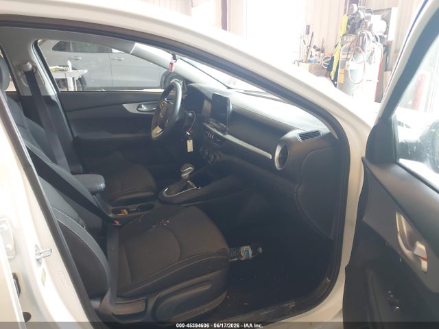 45394606 :رقم المزاد ، 3KPF24AD0RE817289 vin ، 2024 Kia Forte Lxs مزاد بيع