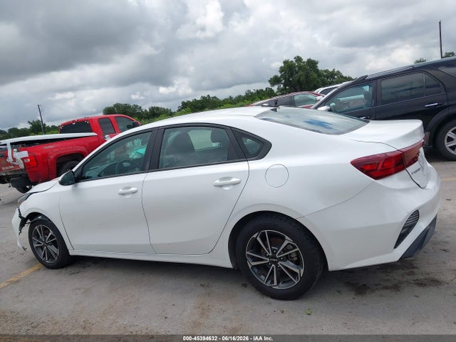Продажа на аукционе авто 2022 Kia Forte Lxs, vin: 3KPF24AD0NE488572, номер лота: 45394632