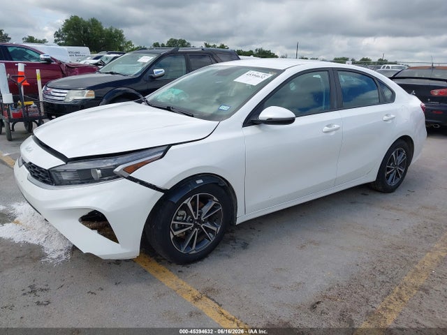 Продажа на аукционе авто 2022 Kia Forte Lxs, vin: 3KPF24AD0NE488572, номер лота: 45394632