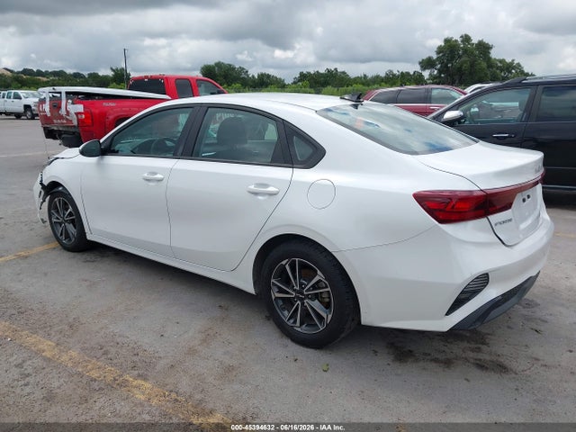 Продажа на аукционе авто 2022 Kia Forte Lxs, vin: 3KPF24AD0NE488572, номер лота: 45394632