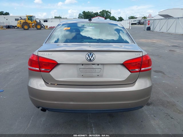 Aukcja sprzedaży 2015 Volkswagen Passat 1.8t Limited Edition, vin: 1VWAS7A3XFC079875, numer aukcji: 45394671